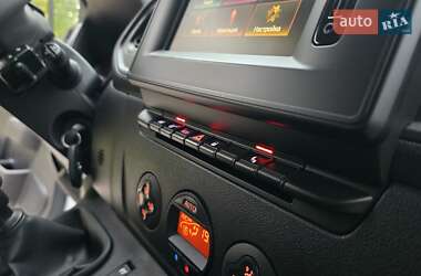 Грузовой фургон Renault Master 2021 в  фото 36 Грузовой фургон Renault Master 2021 в