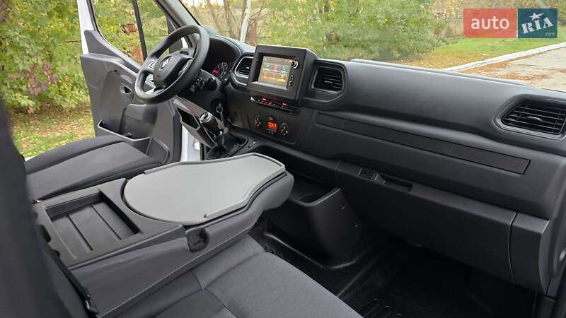 Вантажний фургон Renault Master 2021 в Житомирі