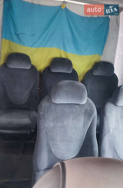 Грузопассажирский фургон Renault Master 1998 в 