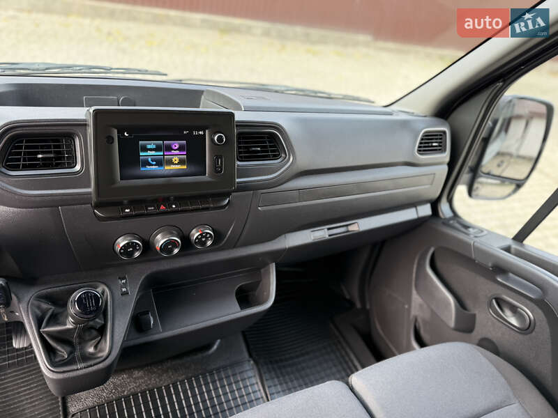 Грузовой фургон Renault Master 2022 в Киеве