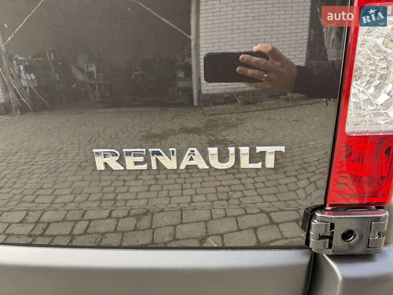 Грузовой фургон Renault Master 2022 в Киеве