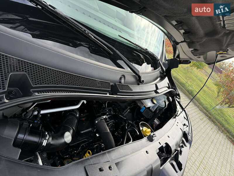 Грузовой фургон Renault Master 2022 в Киеве