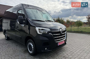 Вантажний фургон Renault Master 2022 в 