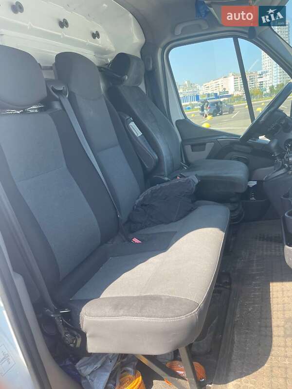 Вантажний фургон Renault Master 2015 в Києві фото 6 Вантажний фургон Renault Master 2015 в Києві