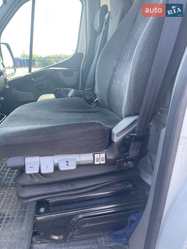 Вантажний фургон Renault Master 2015 в Києві фото 11 Вантажний фургон Renault Master 2015 в Києві