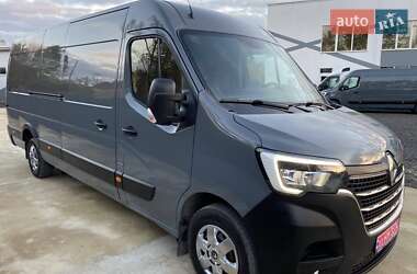 Грузовой фургон Renault Master 2023 в 