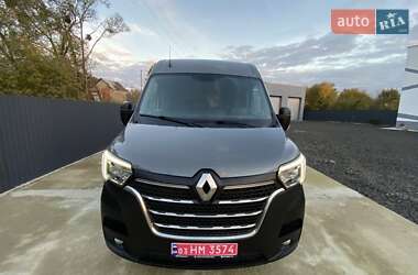 Грузовой фургон Renault Master 2023 в 