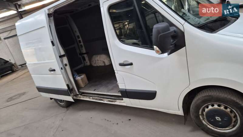 Вантажний фургон Renault Master 2017 в Харкові