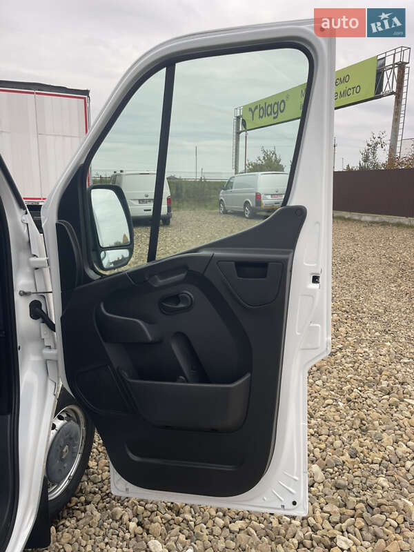 Грузовой фургон Renault Master 2019 в Львове