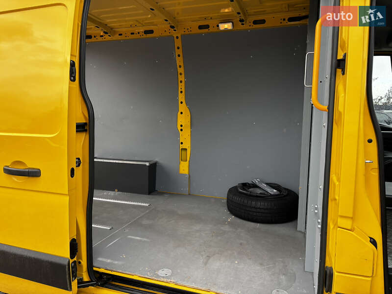 Грузовой фургон Renault Master 2020 в Львове