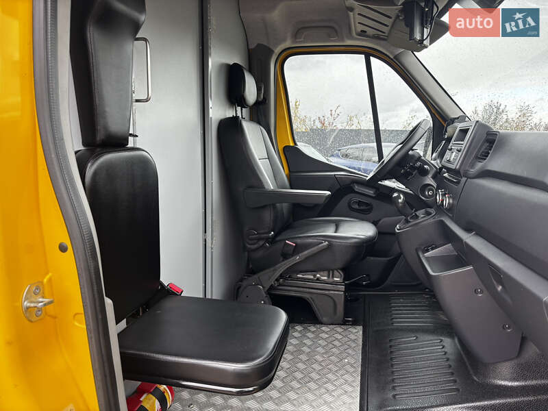 Грузовой фургон Renault Master 2020 в Львове