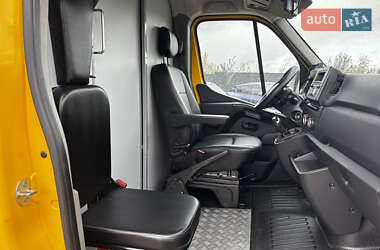 Вантажний фургон Renault Master 2020 в 