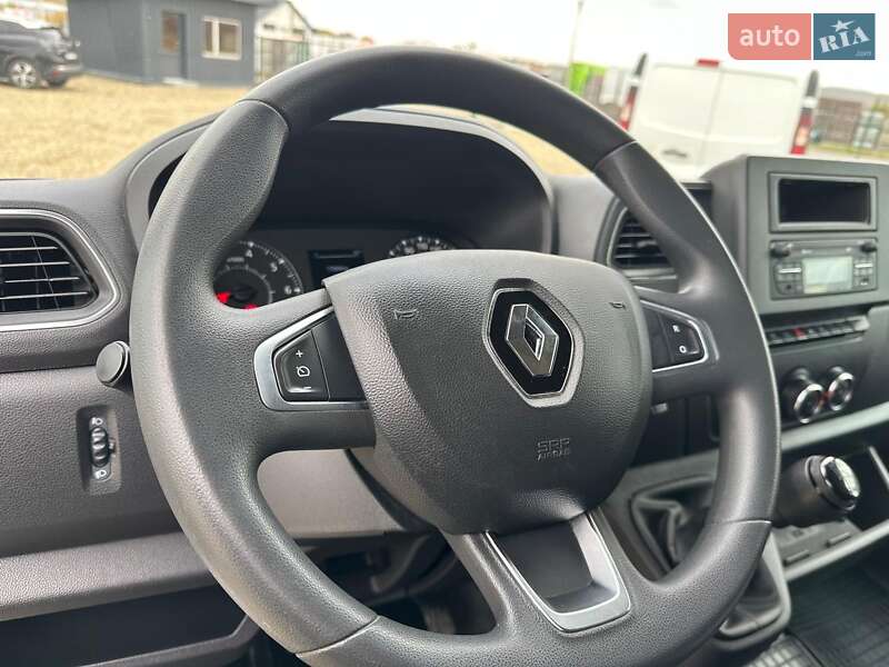 Грузовой фургон Renault Master 2022 в Дубно