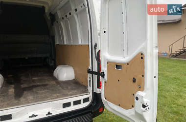 Грузопассажирский фургон Renault Master 2019 в 
