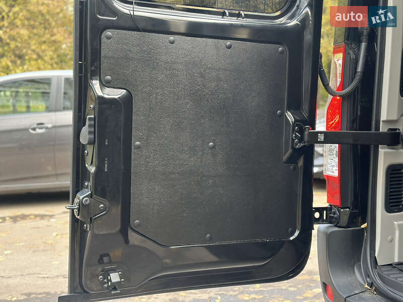 Грузопассажирский фургон Renault Master 2020 в Львове фото 11 Грузопассажирский фургон Renault Master 2020 в Львове