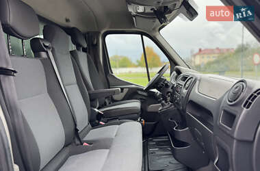 Грузовой фургон Renault Master 2016 в 