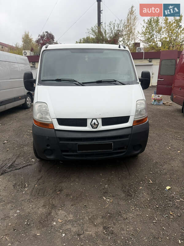 Грузовой фургон Renault Master 2004 в Борисполе