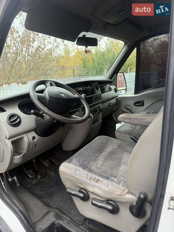 Грузовой фургон Renault Master 2004 в Борисполе