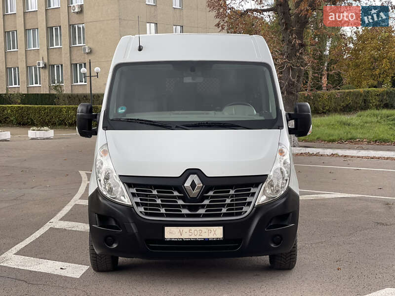 Грузовой фургон Renault Master 2015 в Радивилове