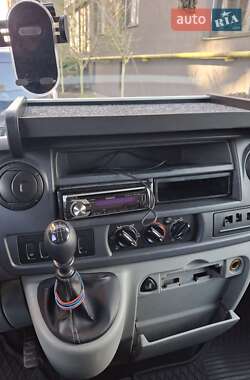 Вантажний фургон Renault Master 2006 в 