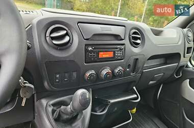 Мікроавтобус вантажний (до 3,5т) Renault Master 2017 в 