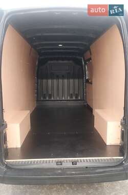 Грузовой фургон Renault Master 2017 в 
