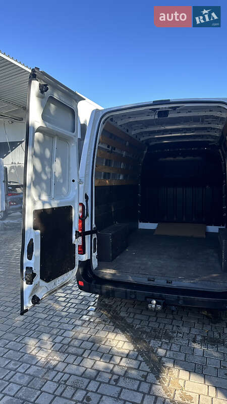Грузовой фургон Renault Master 2019 в Луцке