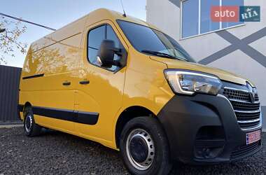 Грузовой фургон Renault Master 2022 в 