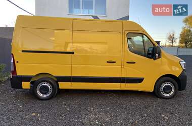 Грузовой фургон Renault Master 2022 в 