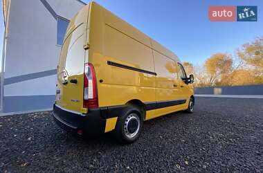 Грузовой фургон Renault Master 2022 в 