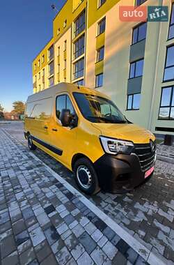 Грузовой фургон Renault Master 2022 в 