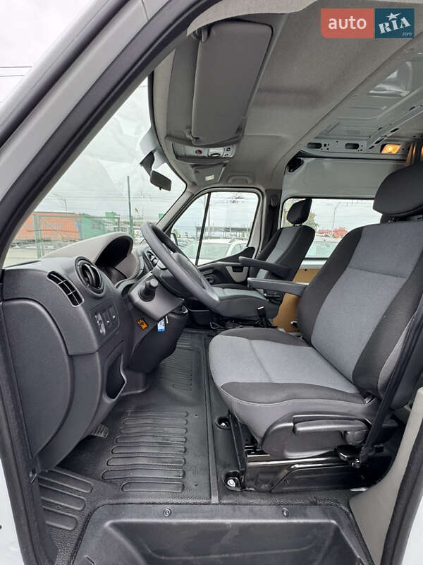 Вантажопасажирський фургон Renault Master 2015 в Києві фото 12 Вантажопасажирський фургон Renault Master 2015 в Києві