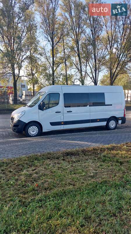 Грузовой фургон Renault Master 2018 в Дубно