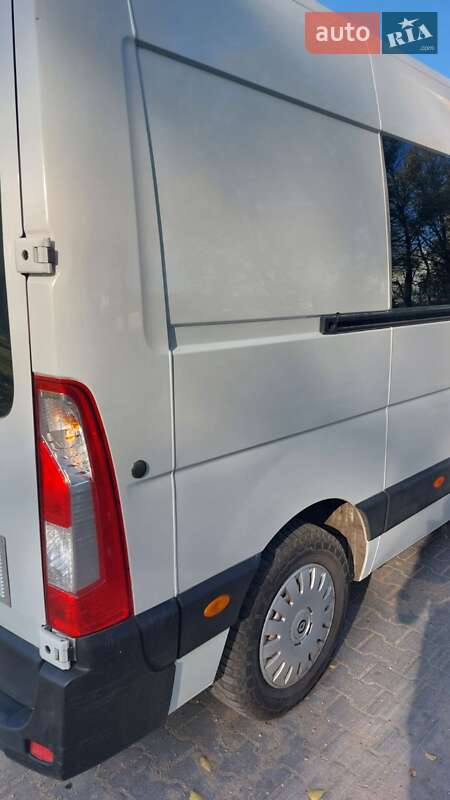 Грузовой фургон Renault Master 2018 в Дубно