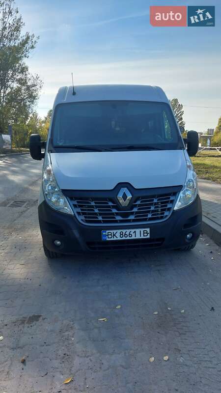 Грузовой фургон Renault Master 2018 в Дубно