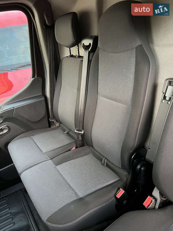 Грузовой фургон Renault Master 2020 в Тернополе