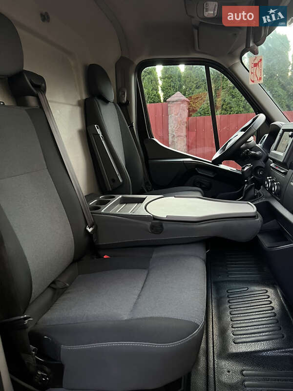 Грузовой фургон Renault Master 2020 в Тернополе