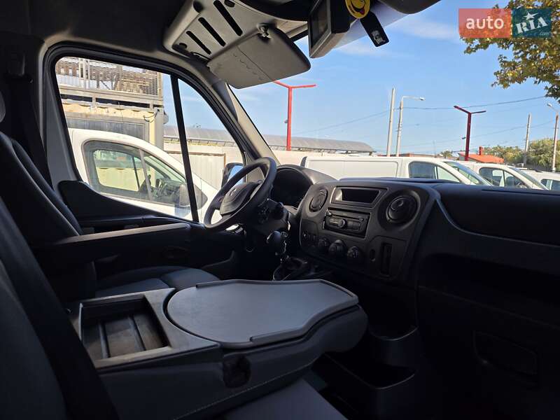Вантажопасажирський фургон Renault Master 2018 в Одесі фото 25 Вантажопасажирський фургон Renault Master 2018 в Одесі