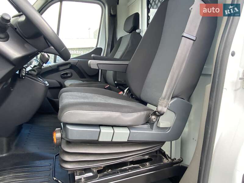 Грузовой фургон Renault Master 2019 в Львове