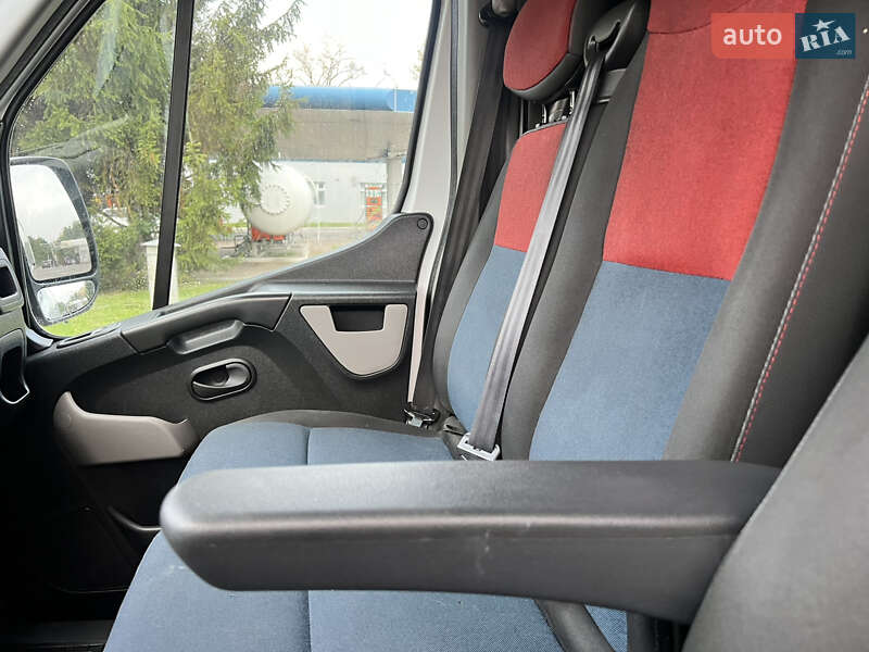 Грузовой фургон Renault Master 2017 в Бердичеве фото 15 Грузовой фургон Renault Master 2017 в Бердичеве