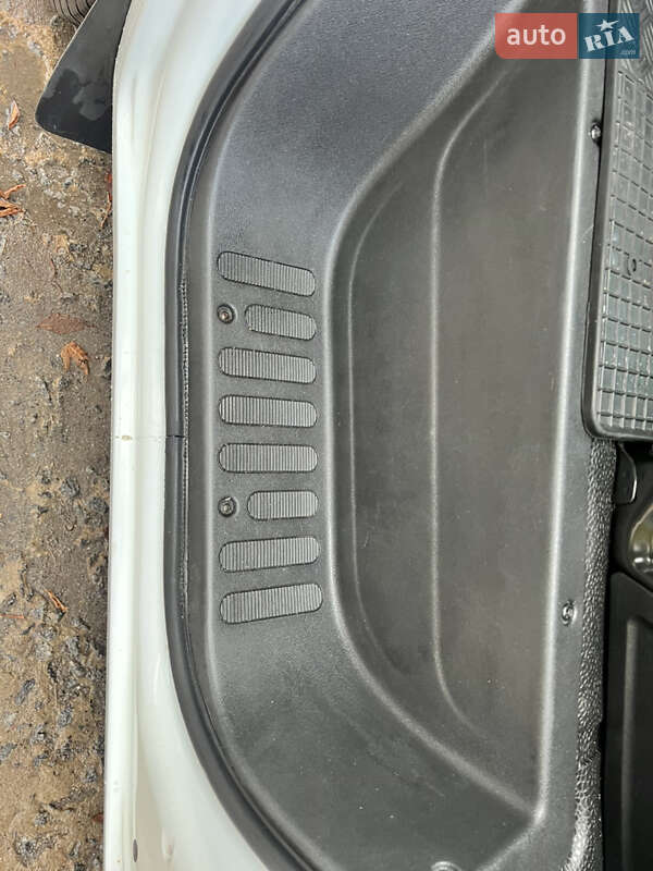 Грузовой фургон Renault Master 2017 в Бердичеве фото 18 Грузовой фургон Renault Master 2017 в Бердичеве