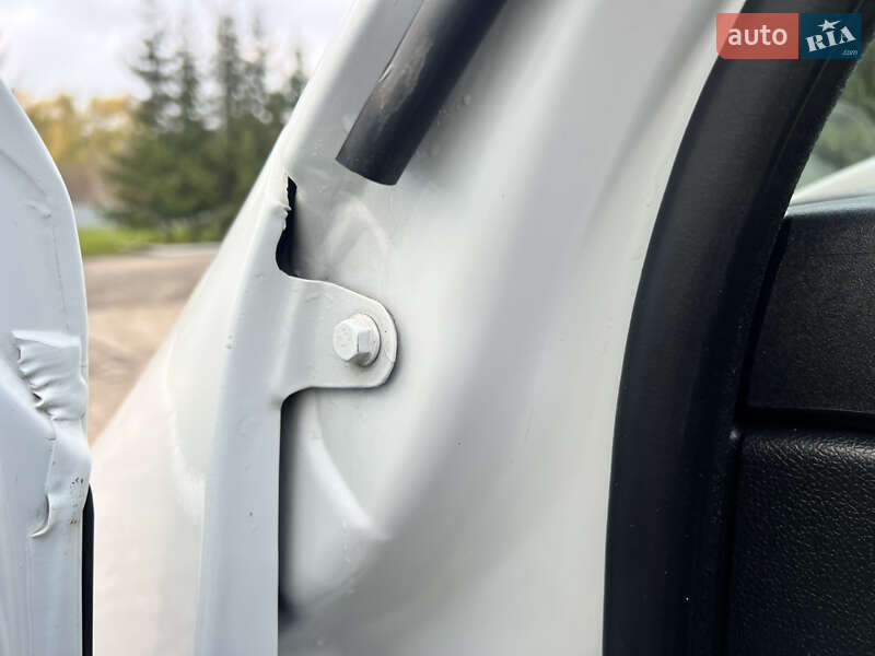 Грузовой фургон Renault Master 2017 в Бердичеве фото 22 Грузовой фургон Renault Master 2017 в Бердичеве