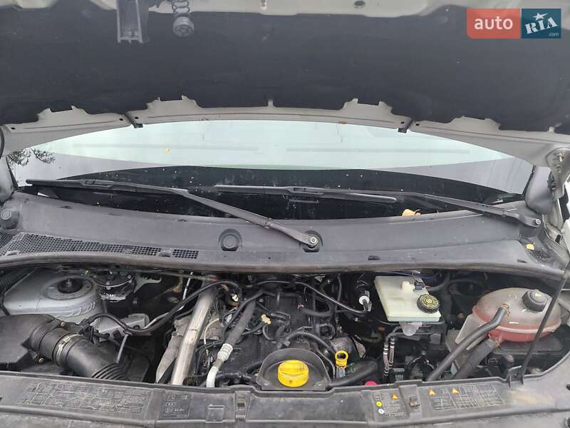 Грузовой фургон Renault Master 2015 в Желтых Водах