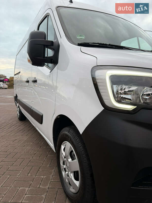 Вантажний фургон Renault Master 2022 в Києві