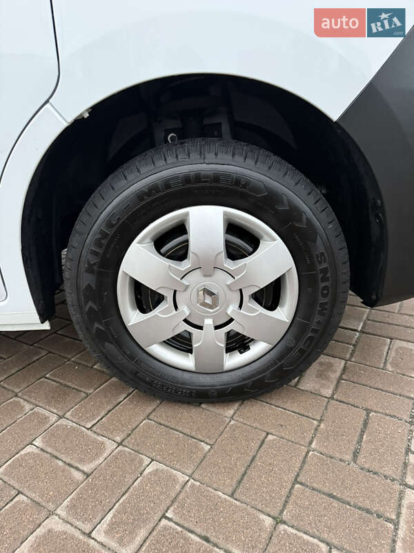 Вантажний фургон Renault Master 2022 в Києві