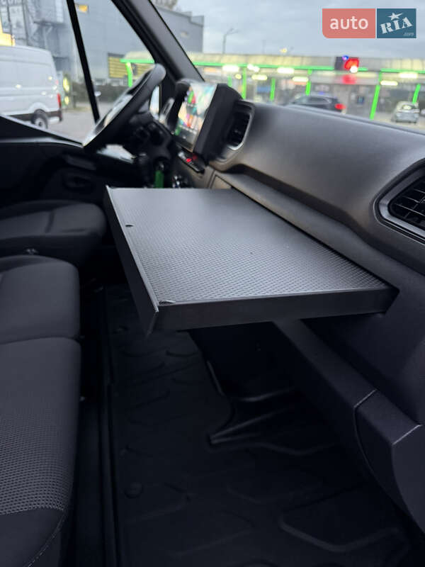 Вантажний фургон Renault Master 2022 в Києві