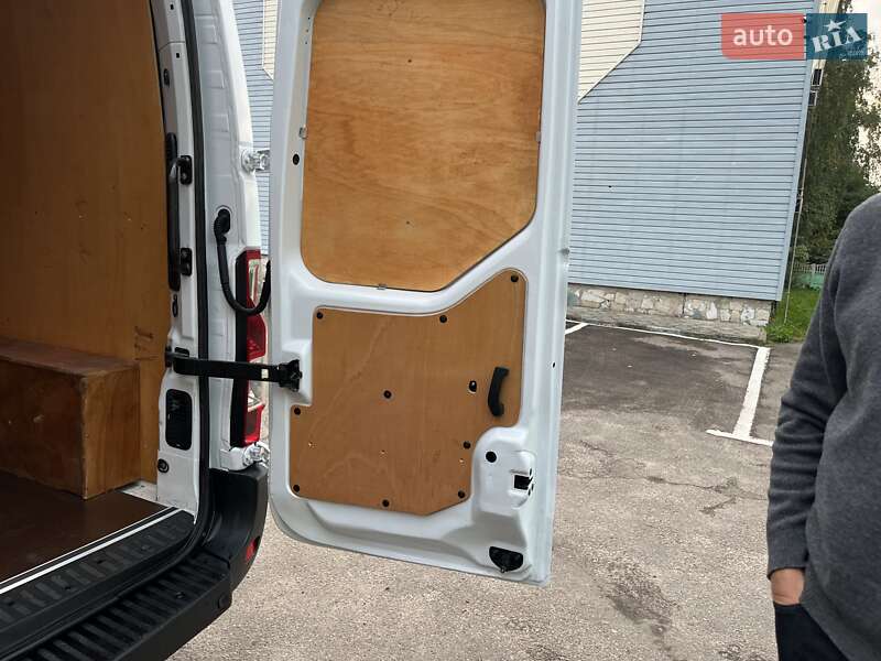 Грузовой фургон Renault Master 2020 в Дубно