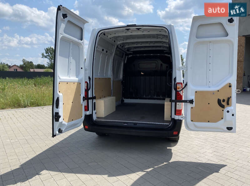 Грузовой фургон Renault Master 2020 в Мерефа
