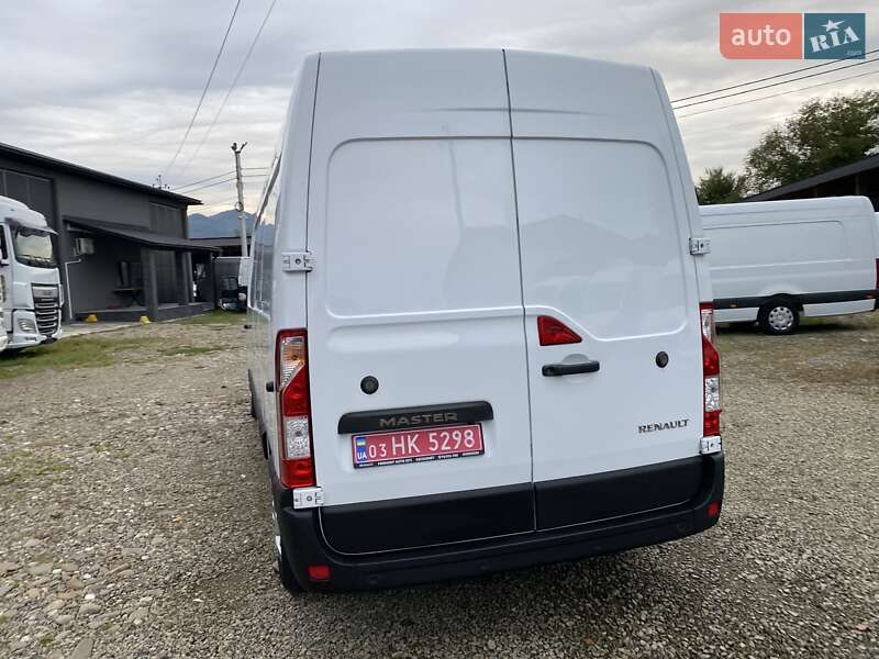 Грузовой фургон Renault Master 2021 в Хусте