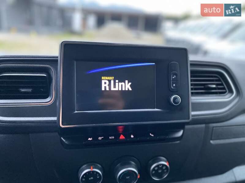 Грузовой фургон Renault Master 2021 в Хусте